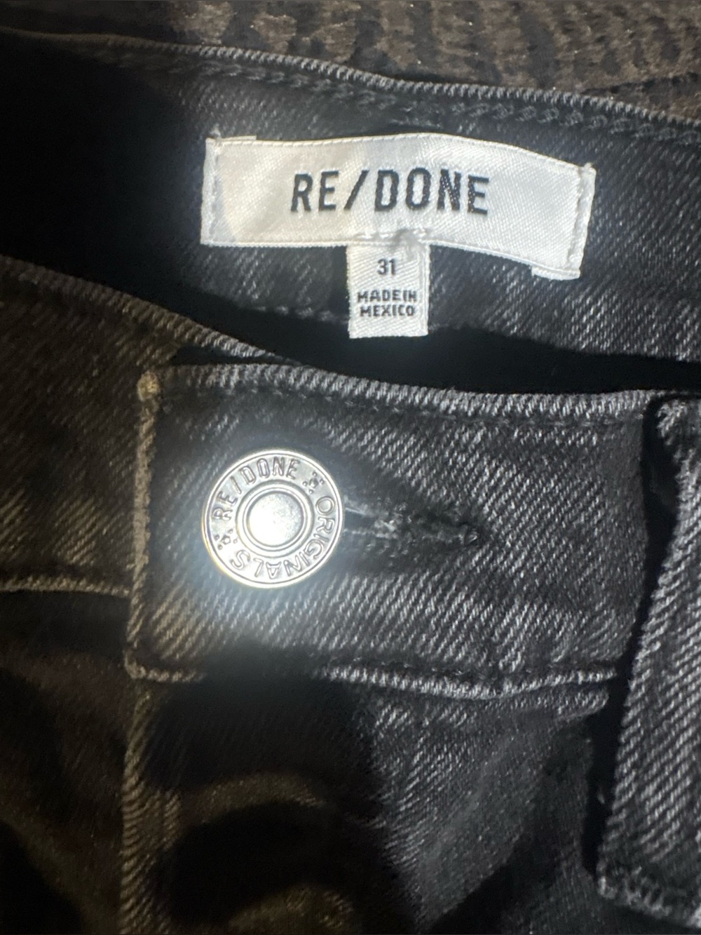 Re/Done unisex Black Slim Jeans with Branded Button zipper bottoms Sz 31